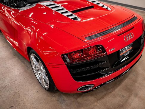 Used 2011 Audi R8 V10 AWD/4WD image 36