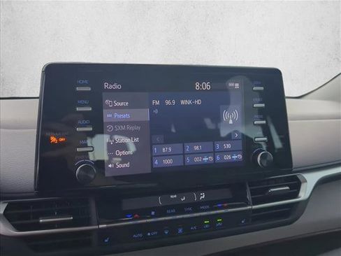 Used 2024 Toyota Sienna XLE image 17