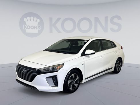 Used 2017 Hyundai Ioniq SEL w/ Tech Package 02 FWD image 1