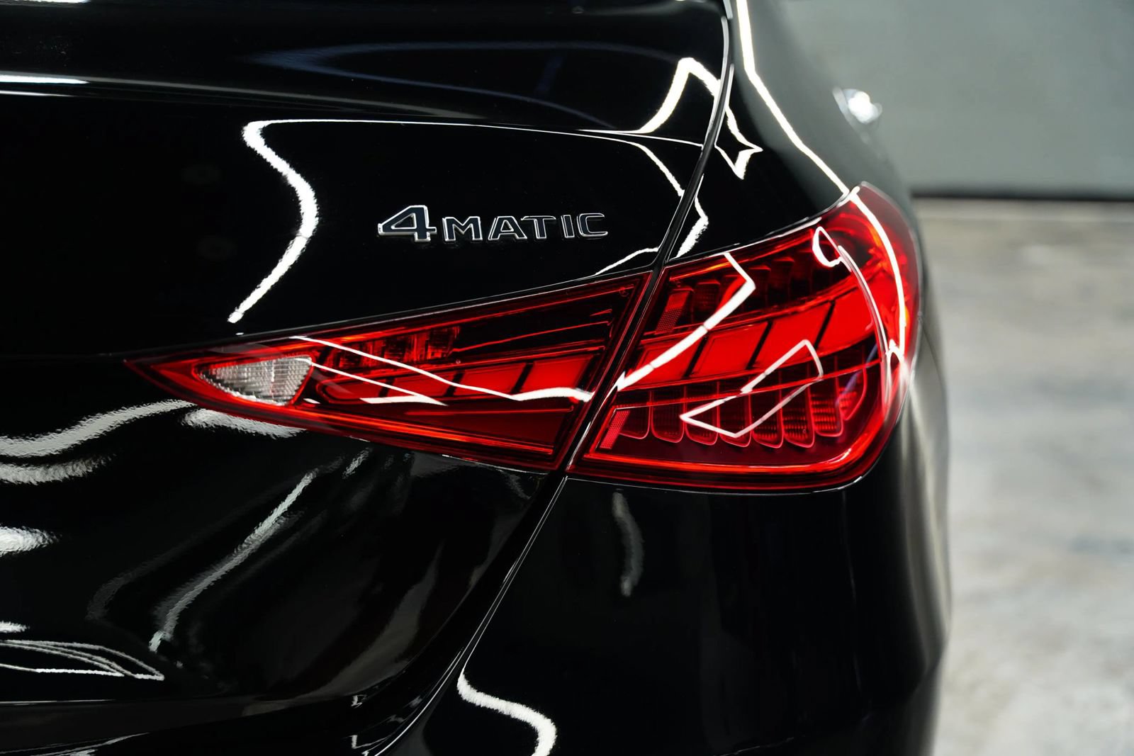 Used 2024 Mercedes-Benz C 300 4MATIC Sedan image 28