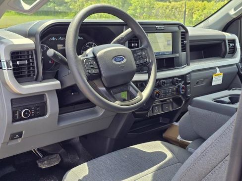 New 2025 Ford F250 XL w/ 360-Degree Camera Package image 18