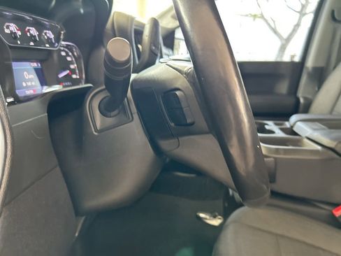 Used 2019 GMC Sierra 1500 SLE w/ SLE Value Package image 43