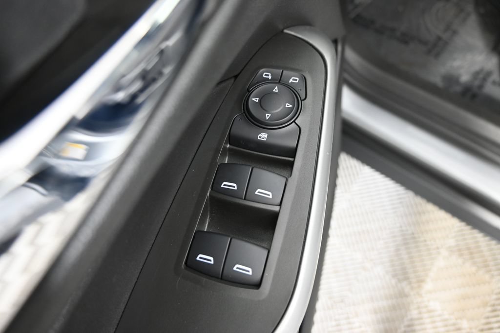 Used 2024 Chevrolet Trax RS w/ Driver Confidence Package FWD image 19
