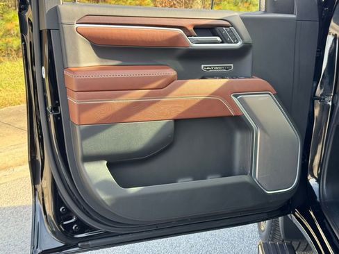 Used 2025 GMC Sierra 1500 Denali Ultimate image 20