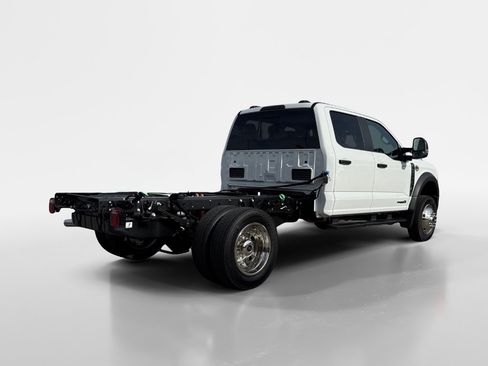 New 2026 Ford F450 XL w/ XL Chrome Package image 4