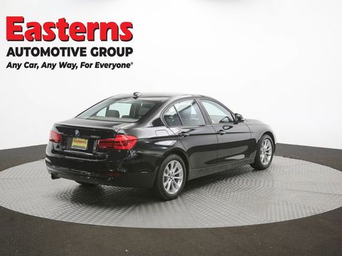 Used 2017 BMW 320i xDrive Sedan AWD/4WD image 42