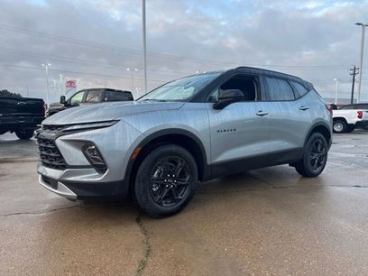 New 2025 Chevrolet Blazer LT w/ Midnight/Sport Edition