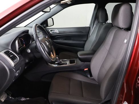 Used 2022 Jeep Grand Cherokee Laredo E AWD/4WD image 14