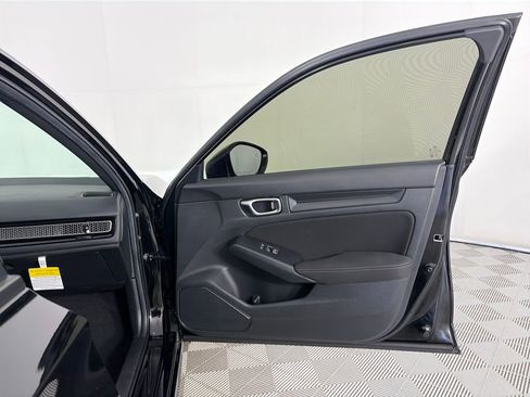 Used 2025 Honda Civic Sport image 28