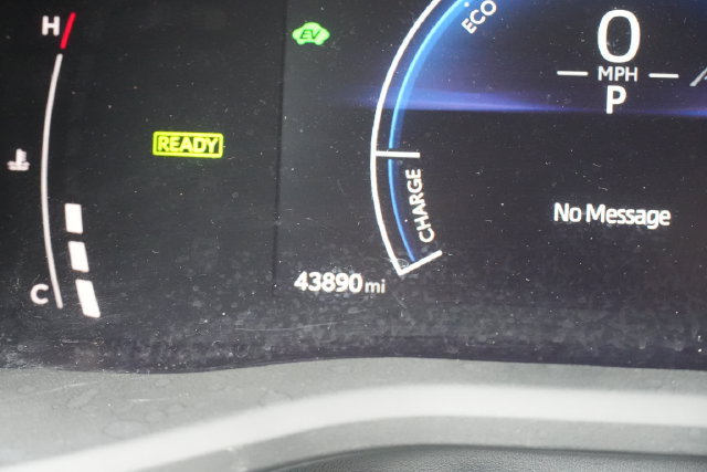 Used 2025 Toyota Camry SE FWD image 31