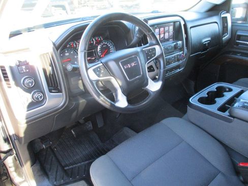 Used 2017 GMC Sierra 2500 SLE w/ SLE Preferred Package image 12