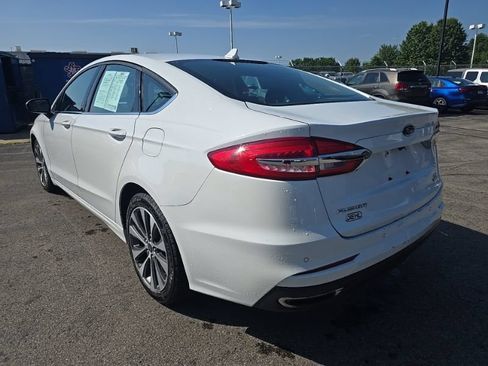 Used 2019 Ford Fusion SE AWD/4WD image 5