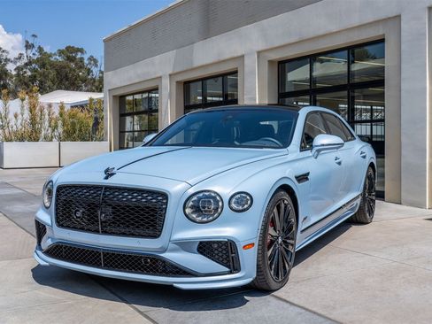 New 2025 Bentley Flying Spur Plug-In Hybrid image 28