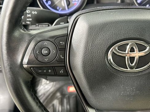 Used 2023 Toyota Camry SE FWD image 19