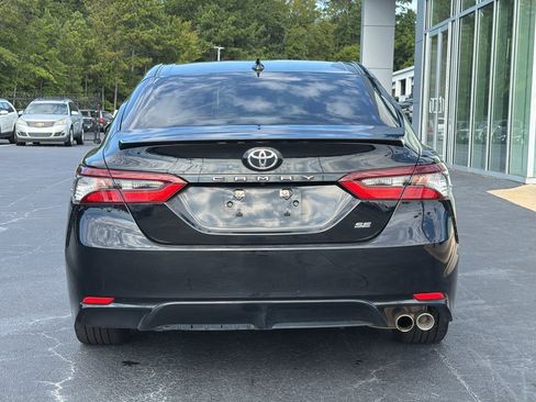 Used 2023 Toyota Camry SE FWD image 7