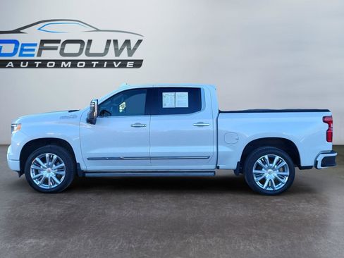 Used 2024 Chevrolet Silverado 1500 High Country w/ High Country Premium Package image 6