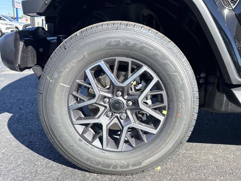 New 2026 Jeep Wrangler Unlimited Sahara image 3