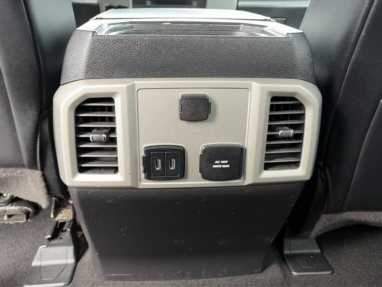 Used 2019 Ford F350 Lariat w/ Lariat Ultimate Package AWD/4WD image 12