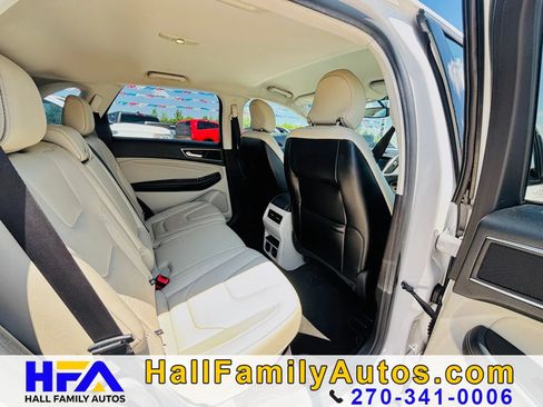Used 2015 Ford Edge Titanium w/ Technology Package FWD image 27