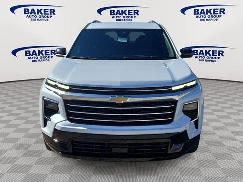 New 2026 Chevrolet Traverse High Country w/ LPO, Floor Liner Package image 2