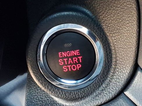 Certified 2025 Subaru Outback Premium w/ Popular Package #1A image 36