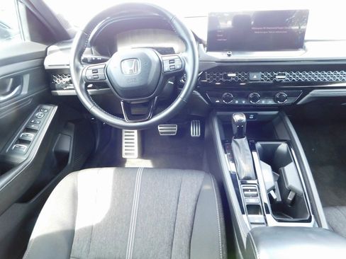 Used 2023 Honda Accord Sport image 17