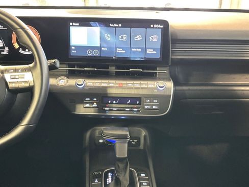 Used 2025 Hyundai Kona SEL image 18