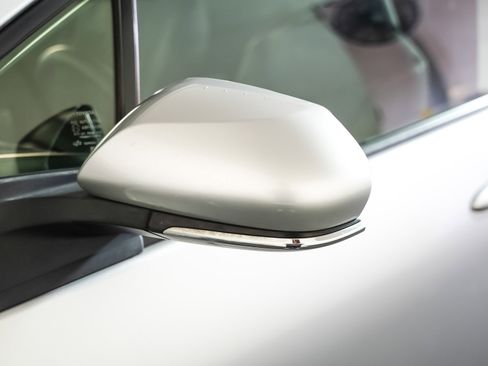 Used 2021 Toyota Prius Prime XLE image 24