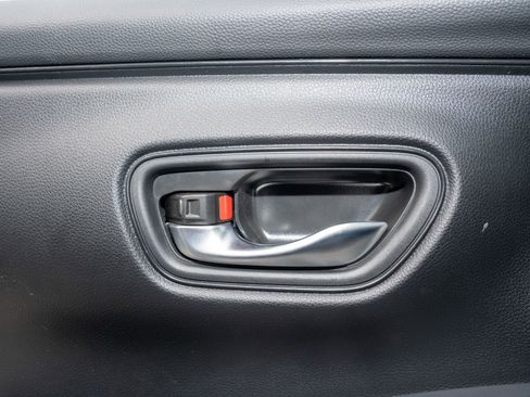 Certified 2024 Honda HR-V LX image 28