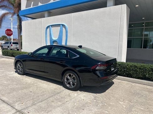Used 2023 Honda Accord EX image 6