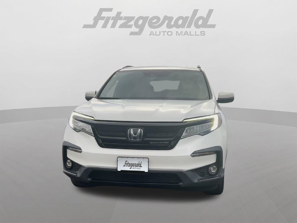 Used 2021 Honda Pilot Black Edition image 3
