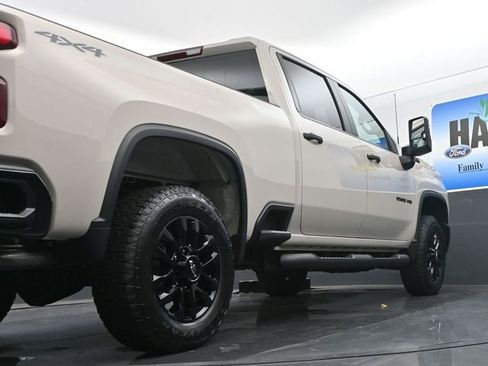New 2026 Chevrolet Silverado 2500 Custom image 19