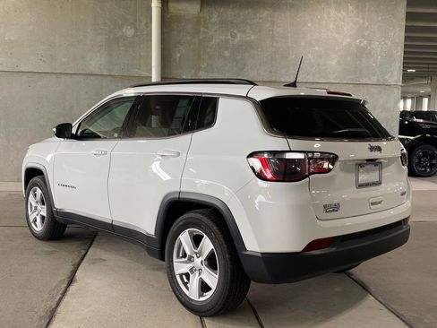 New 2022 Jeep Compass Latitude w/ Sun and Sound Group image 5