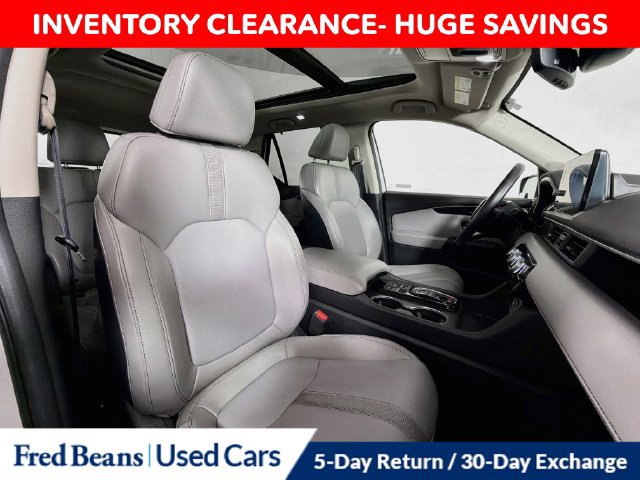 Used 2024 Honda Pilot Touring image 37