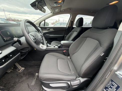 Used 2024 Kia Sportage LX AWD/4WD image 13