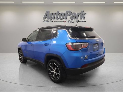 Used 2024 Jeep Compass Limited AWD/4WD image 4