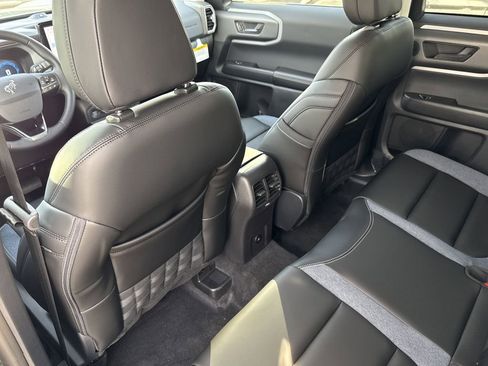 New 2025 Ford Bronco Sport Outer Banks w/ Outer Banks Tech Package+ AWD/4WD image 32