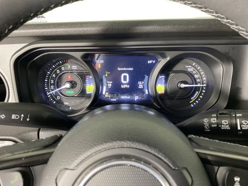Used 2025 Jeep Wrangler Unlimited Sport S 4xe AWD/4WD image 21