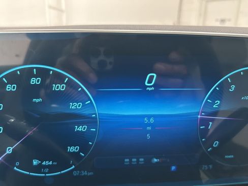 New 2026 Mercedes-Benz GLC 300 image 12