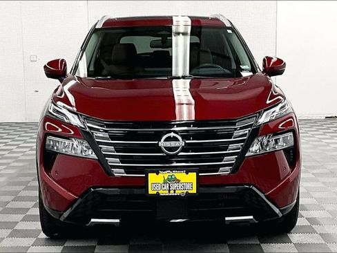 Used 2025 Nissan Rogue Platinum AWD/4WD image 4