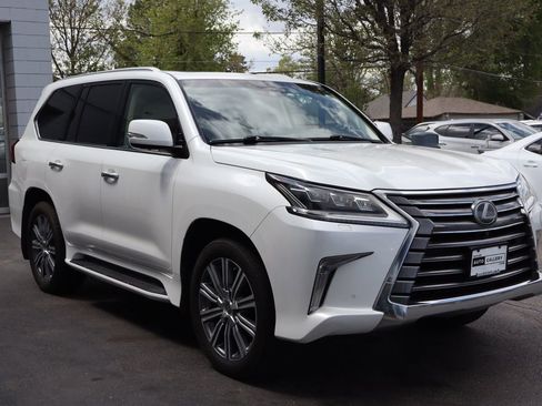 Used 2016 Lexus LX 570 4WD image 7