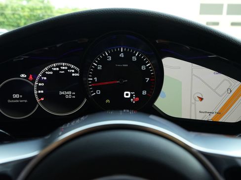 Used 2018 Porsche Panamera 4S AWD/4WD image 7