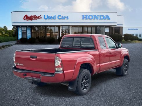 Used 2015 Toyota Tacoma 4x4 Access Cab image 5