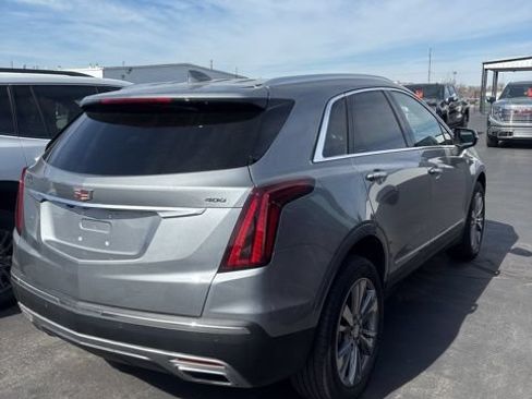 Used 2025 Cadillac XT5 Premium Luxury FWD image 4