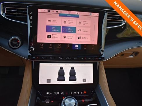 New 2025 Jeep Grand Wagoneer Series III w/ Quick Order Packagew 28T image 24