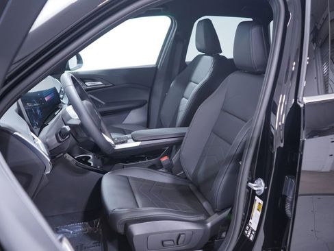 New 2026 BMW X1 xDrive28i AWD/4WD image 7