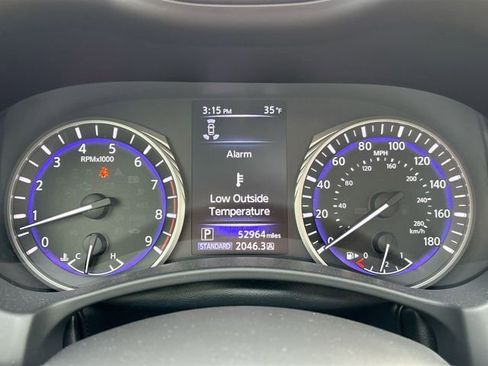 Used 2018 INFINITI Q60 3.0t Sport image 18