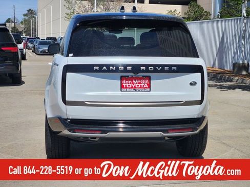 Used 2023 Land Rover Range Rover SE image 6