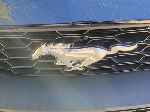 Used 2023 Ford Mustang Coupe image 3