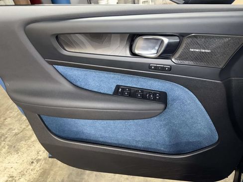 Used 2023 Volvo XC40 Recharge Ultimate w/ Protection Package Premier AWD/4WD image 20